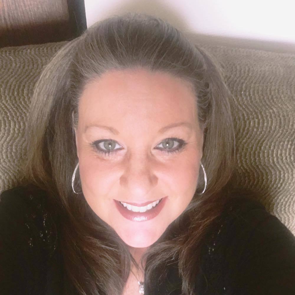 Meet your Posher, Debi